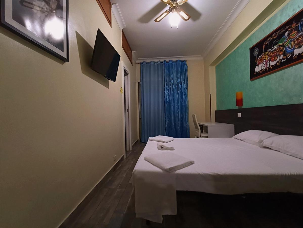 Tiburtina Guesthouse Рим Экстерьер фото